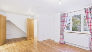 Photo 9- click for photo gallery